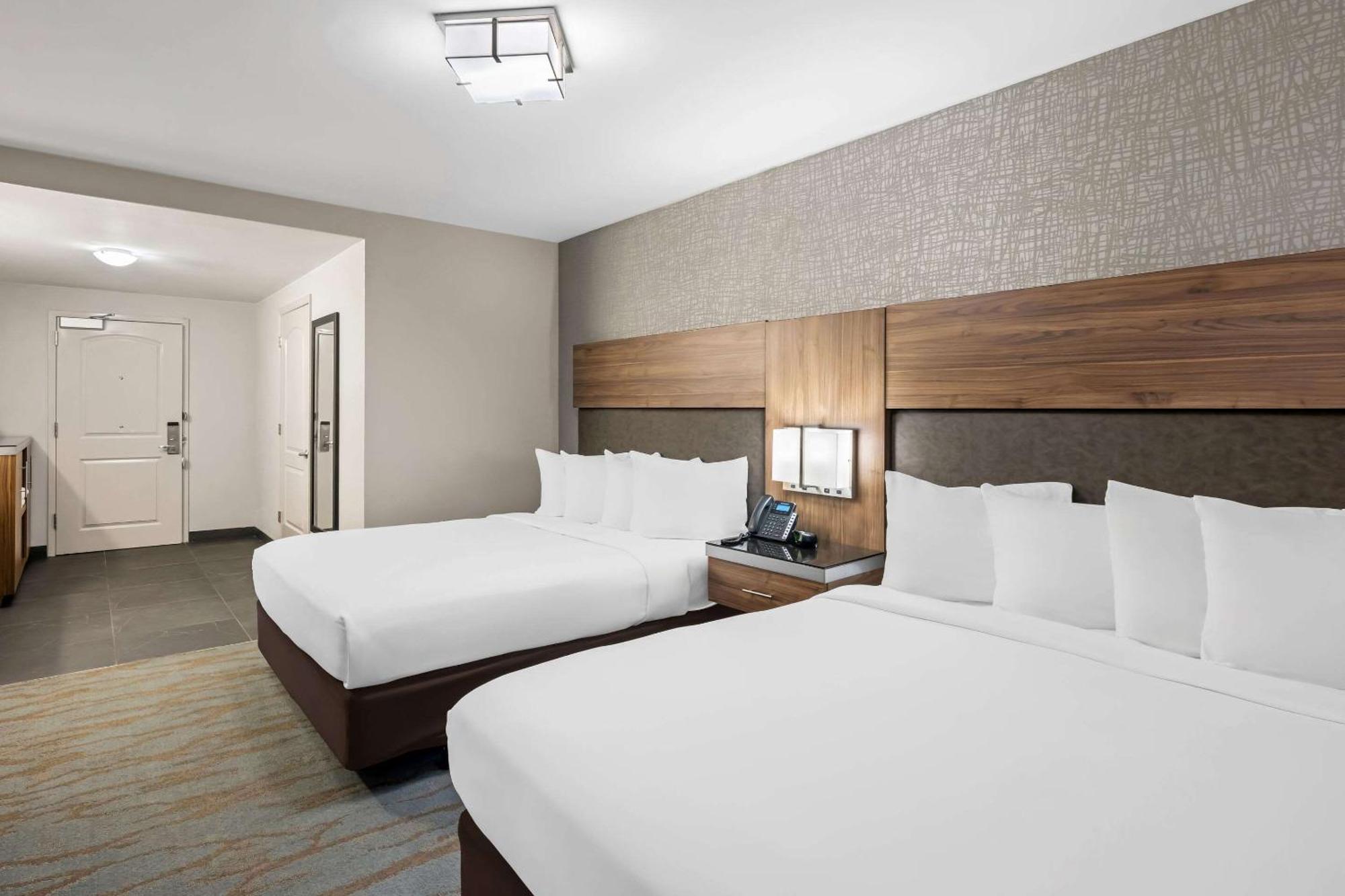 The Penn Stroud, Stroudsburg - Poconos, Ascend Hotel Collection Exterior photo