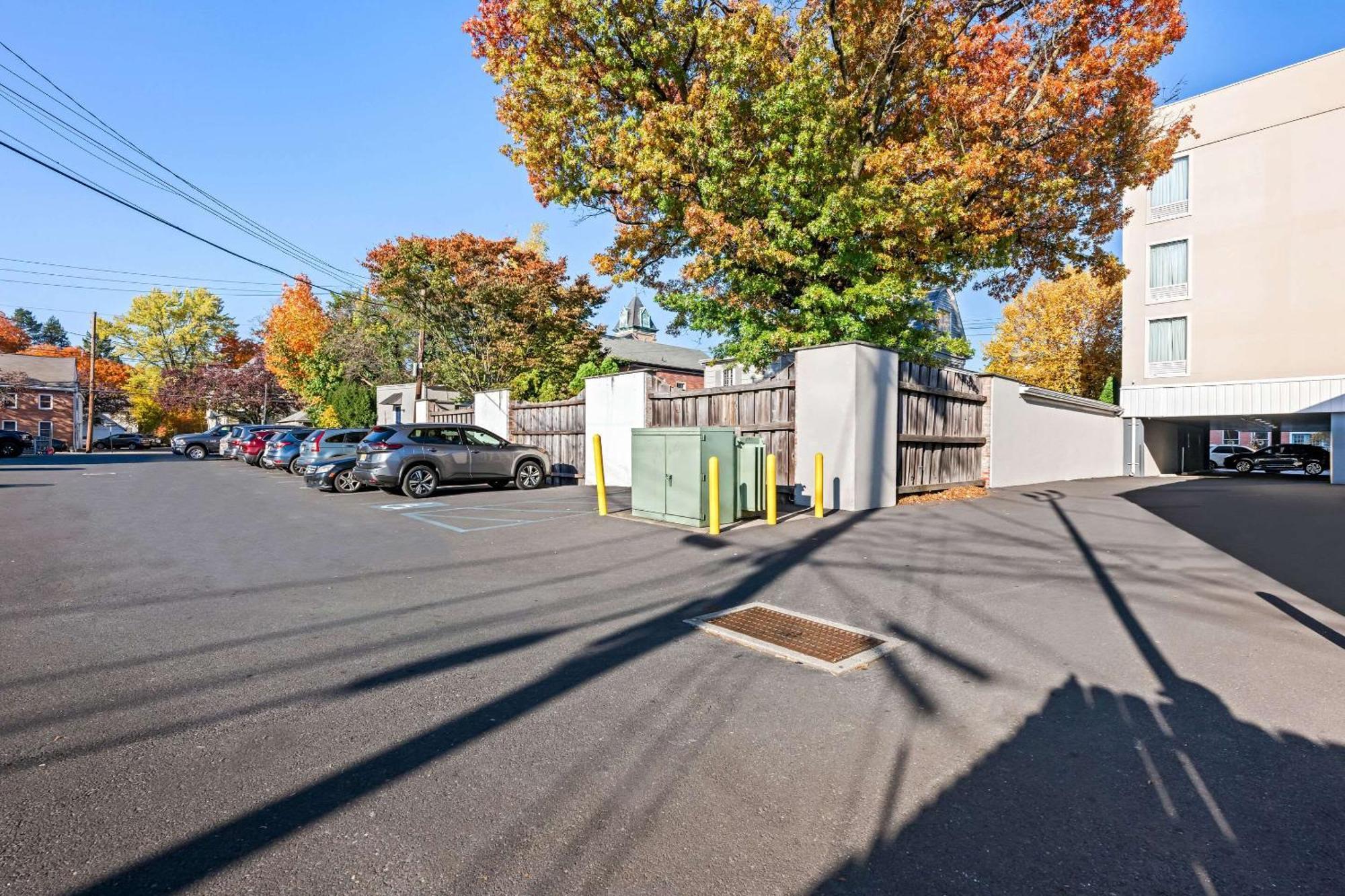 The Penn Stroud, Stroudsburg - Poconos, Ascend Hotel Collection Exterior photo