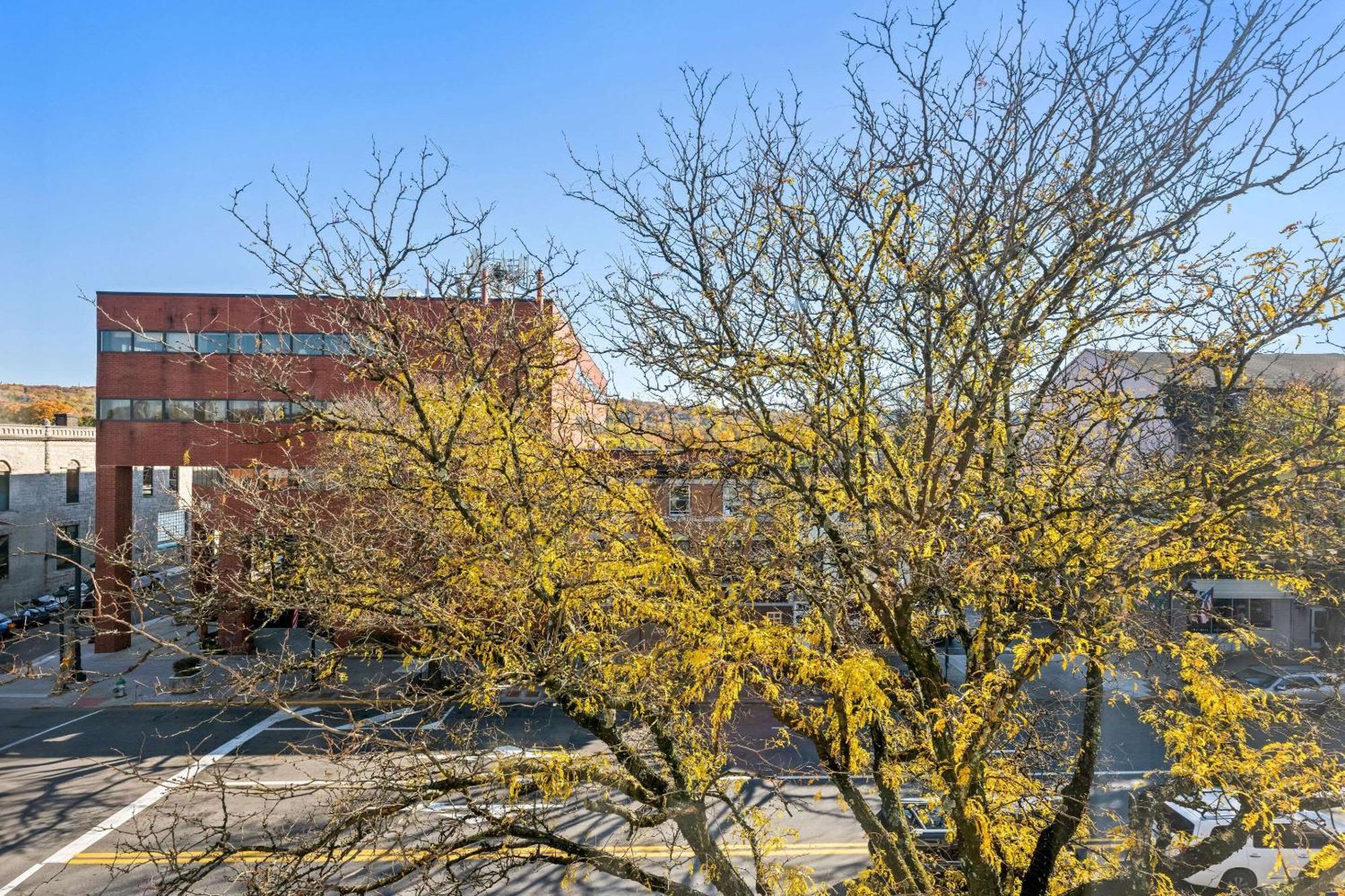 The Penn Stroud, Stroudsburg - Poconos, Ascend Hotel Collection Exterior photo