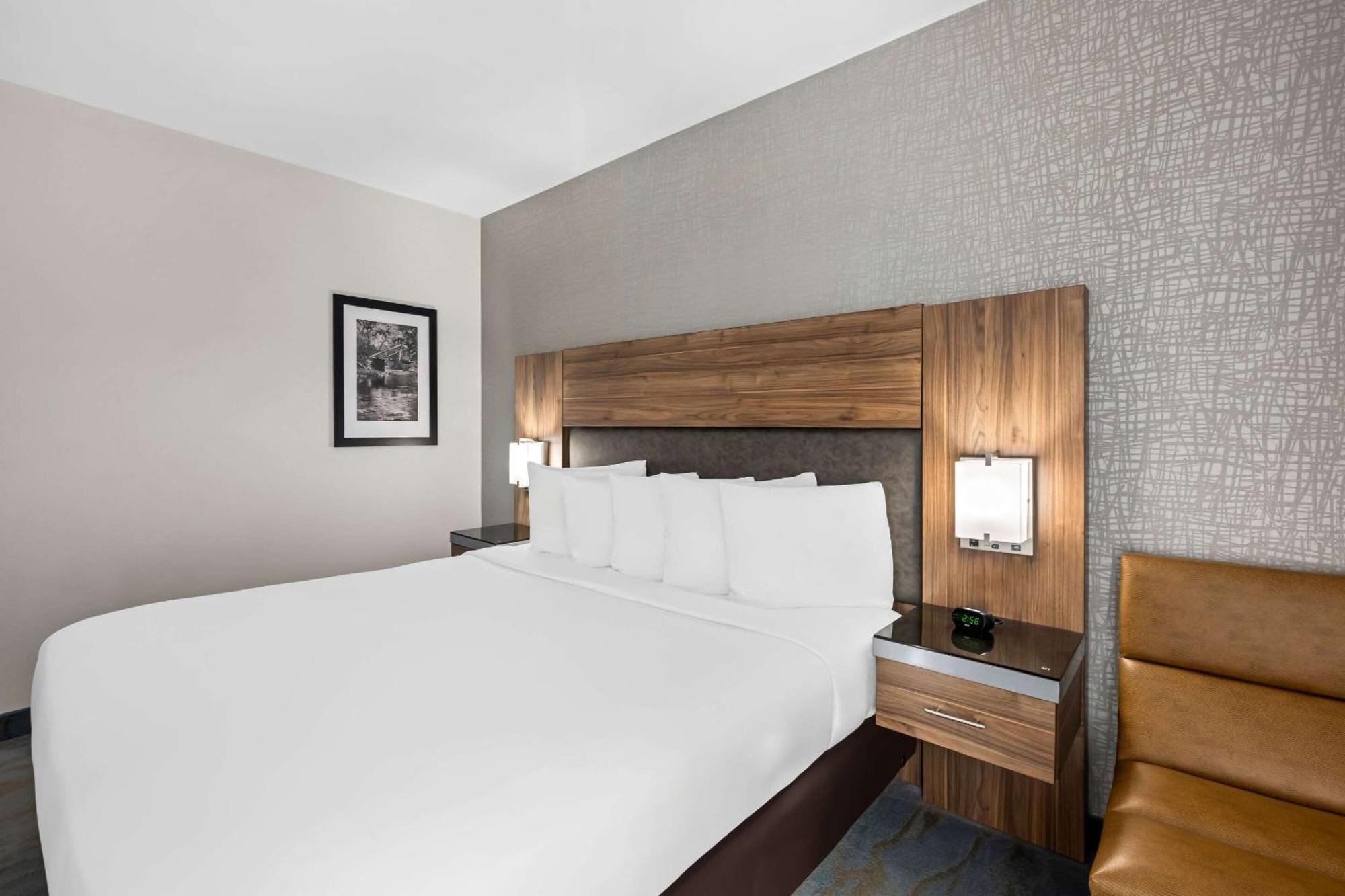 The Penn Stroud, Stroudsburg - Poconos, Ascend Hotel Collection Exterior photo