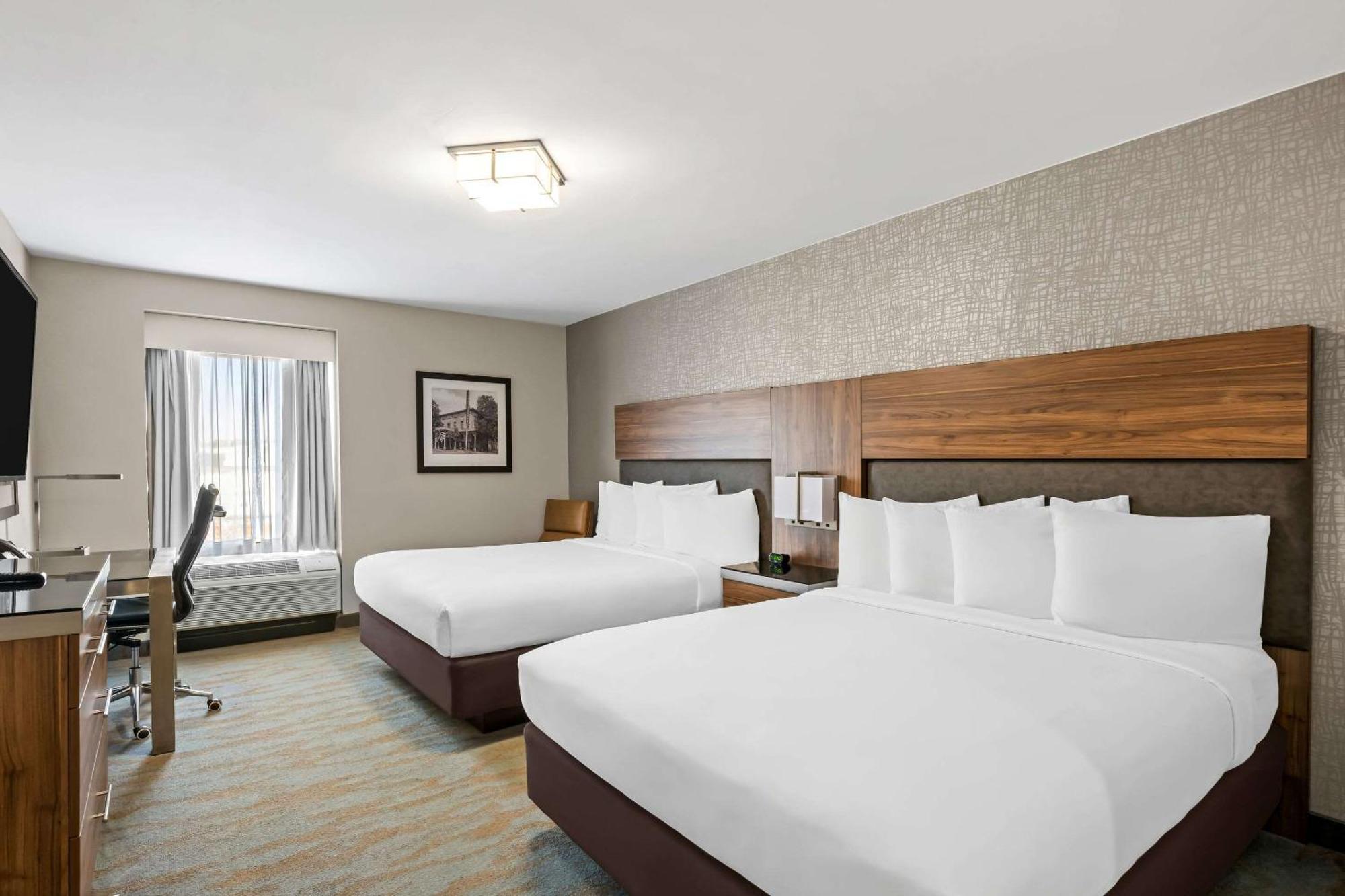 The Penn Stroud, Stroudsburg - Poconos, Ascend Hotel Collection Exterior photo